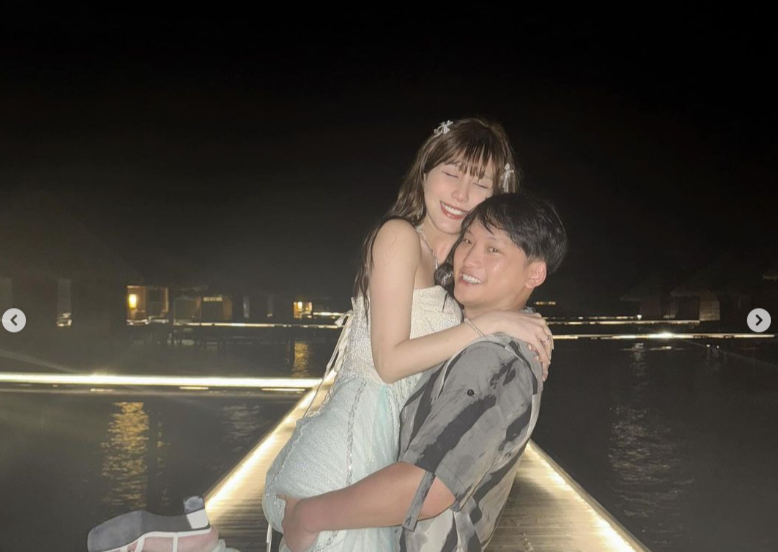 YouTuber Joeman的前女友、實況主妮婭近日宣布答應男友求婚