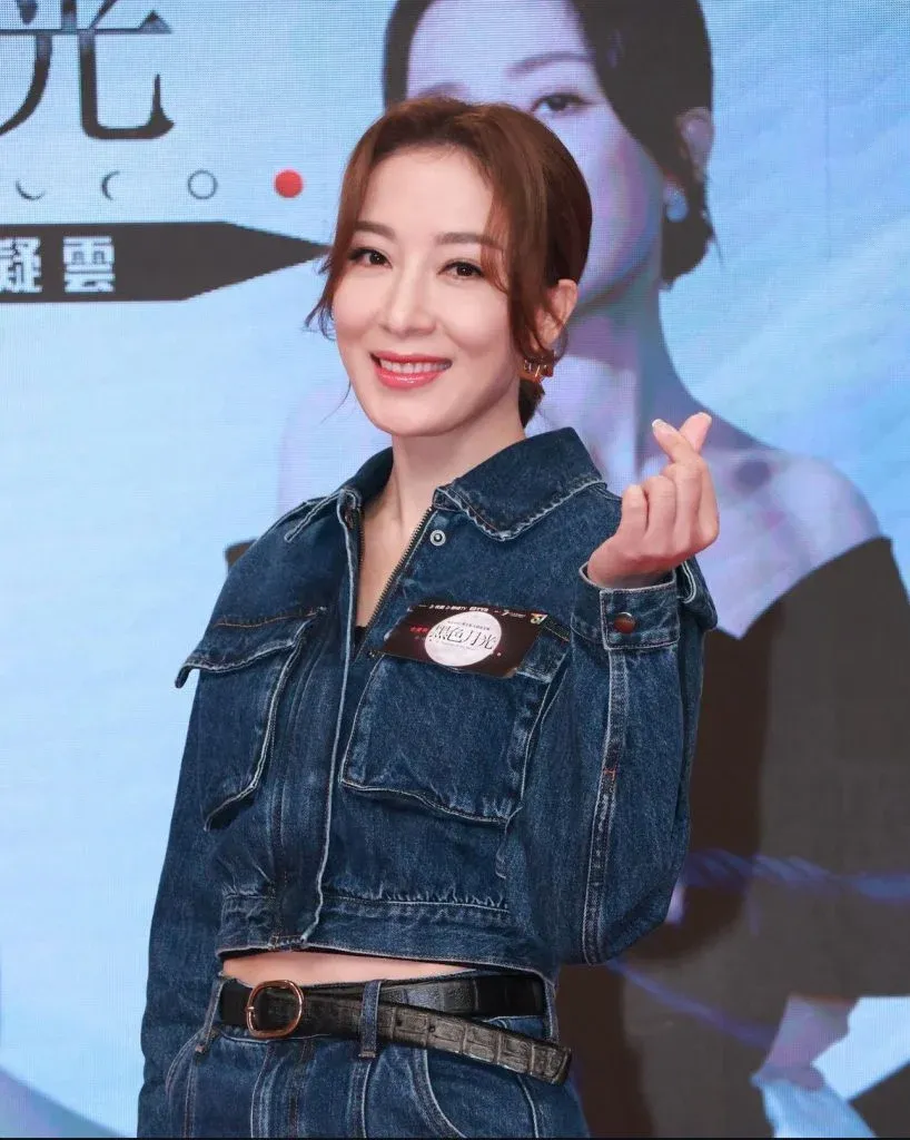 楊茜堯出席電視劇《黑色月光》宣傳活動。