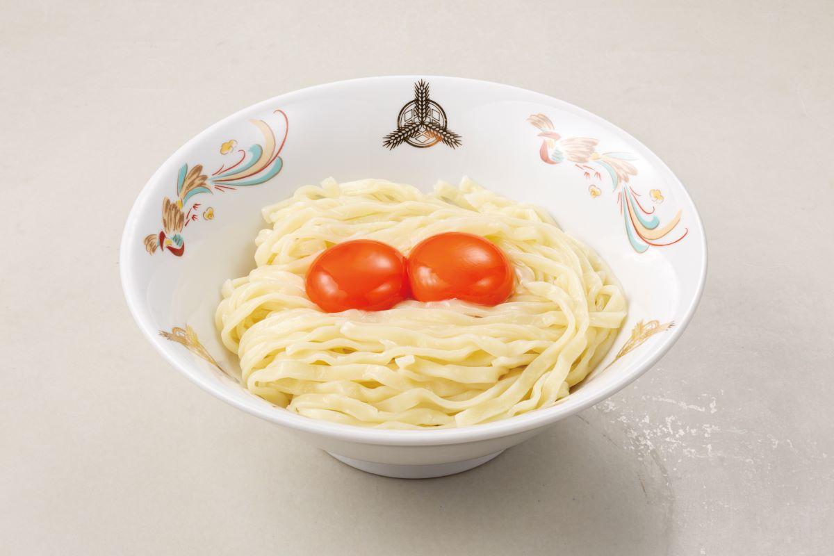 生雞蛋拌麵$88 有兩顆蘭王蛋黃,更含紫菜碎、白松露油和牡蠣醬油等配料及小碗白飯。