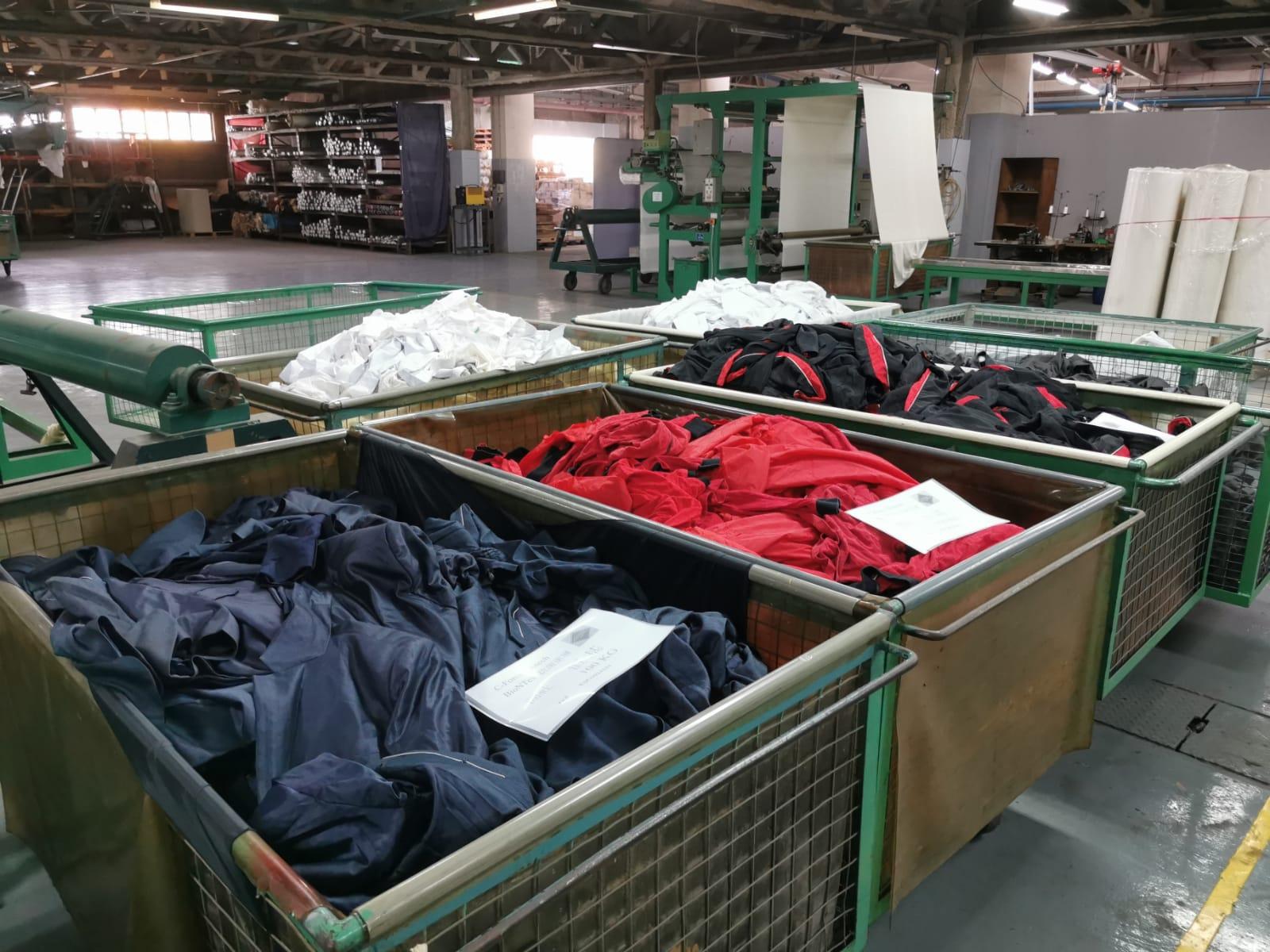 第二步:按衣物顏色分類