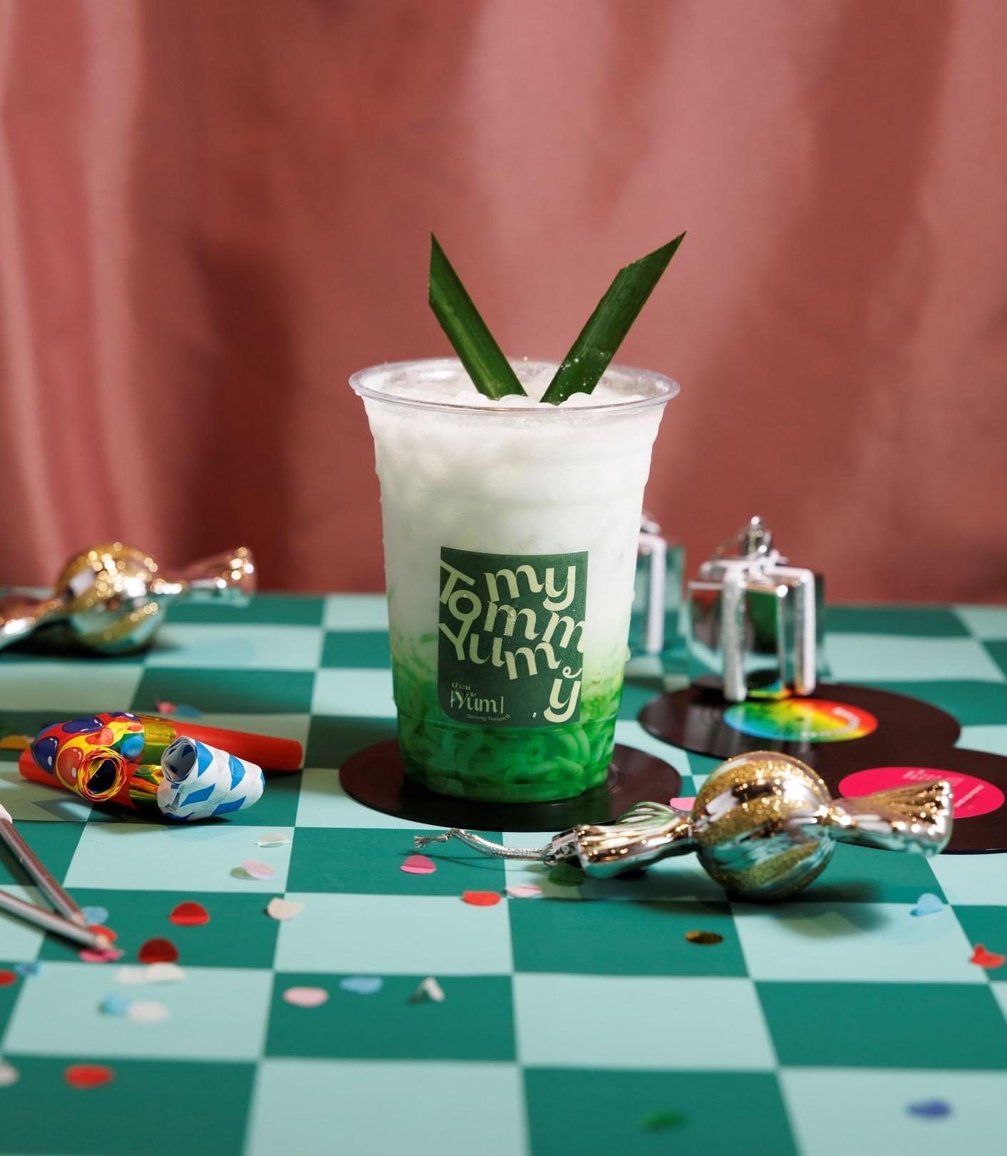 班蘭蒟蒻露$26 班蘭天然清香,班蘭味蒟蒻口感Q彈,椰子味道清甜醇厚。