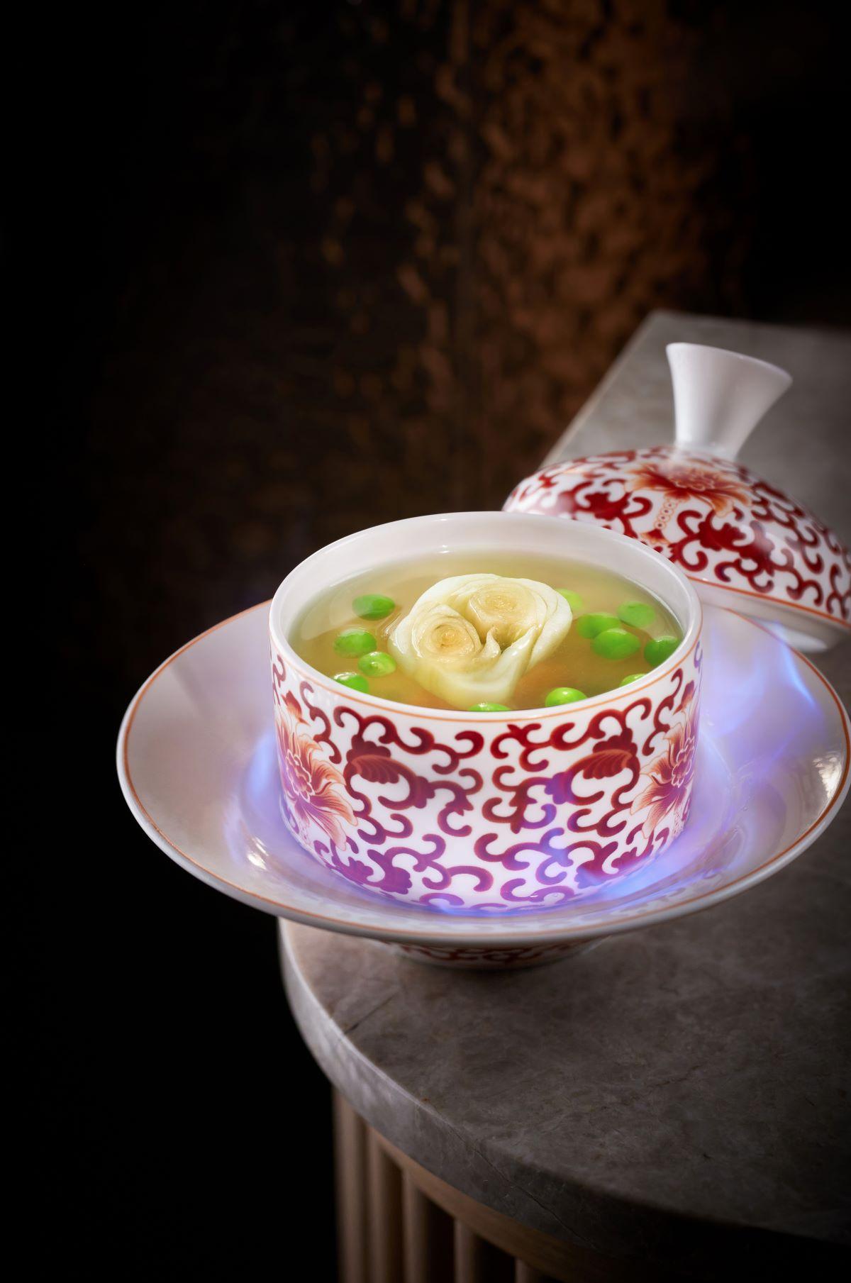 清燉火焰百合湯$180