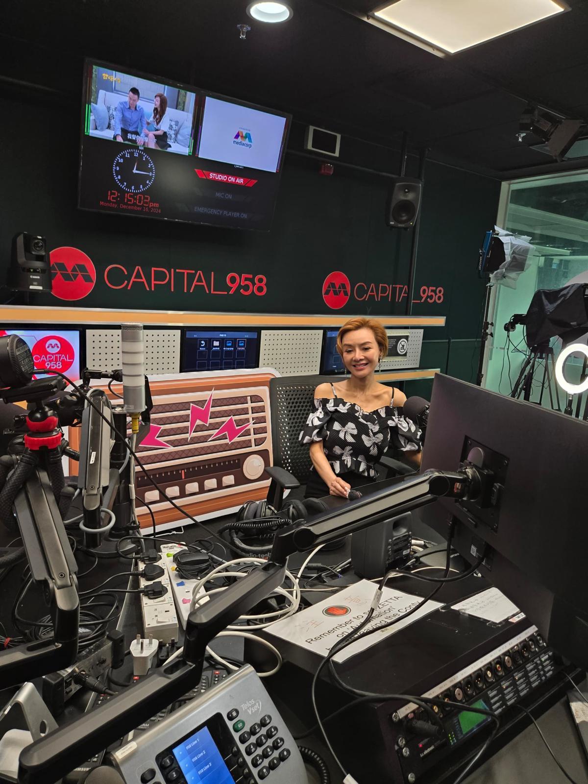 葉子楣今年驛馬星動,先後多次出遊。