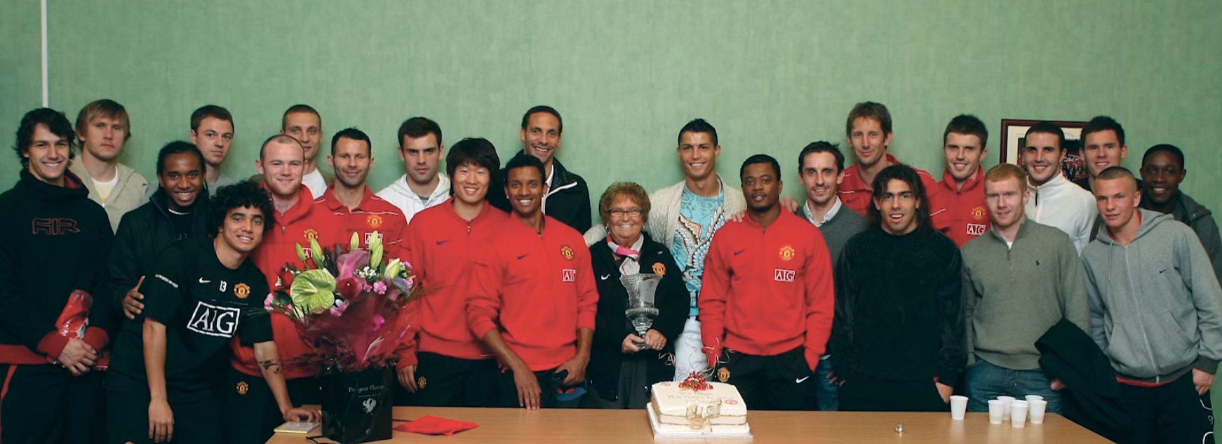 曼聯發文及影片哀悼嘉芙菲斯,讚揚她深受球會上下愛戴