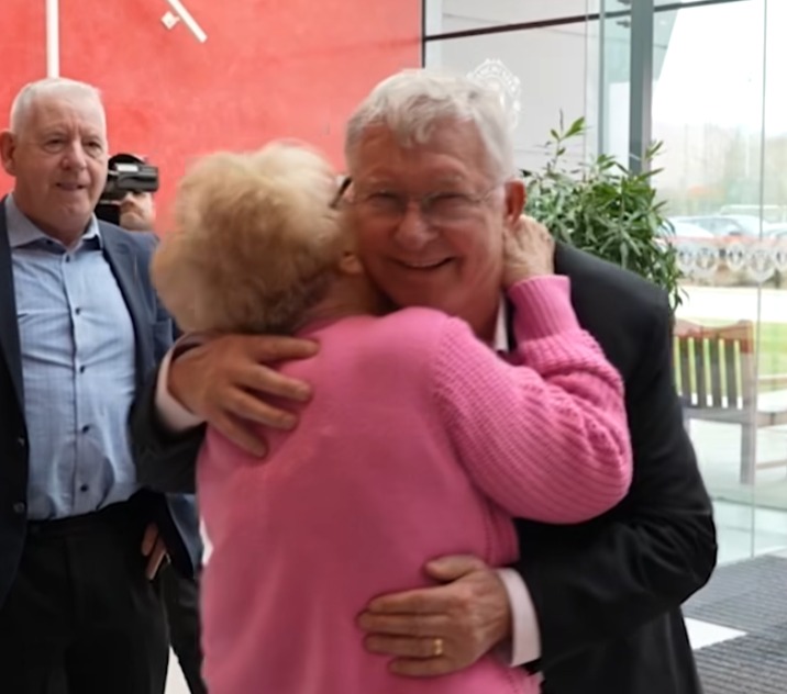 嘉芙菲斯談到另一傳奇領隊費格遜爵士,表示很享受替對方工作。