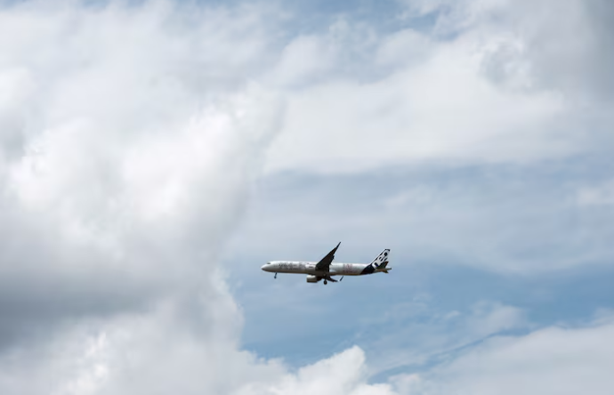 機師@perchpoint指開飛行模式是有必要的,但原因並非會導致墜機。(互聯網)