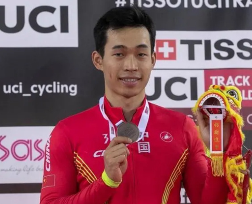 中國單車名將、曾獲亞運場地單車團體競速金牌的上海單車手徐超上月在備戰全運會的集訓期間意外離世,終年30歲。(資料圖片)