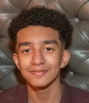 男童塞策爾。(互聯網)