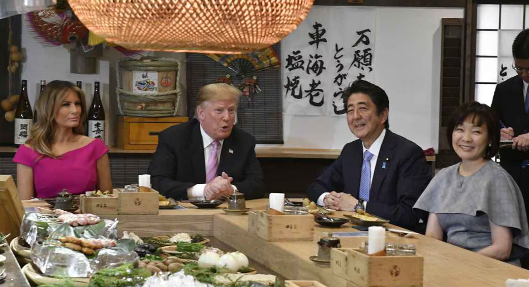 特朗普夫婦和安倍夫婦私交甚密 (資料圖片)