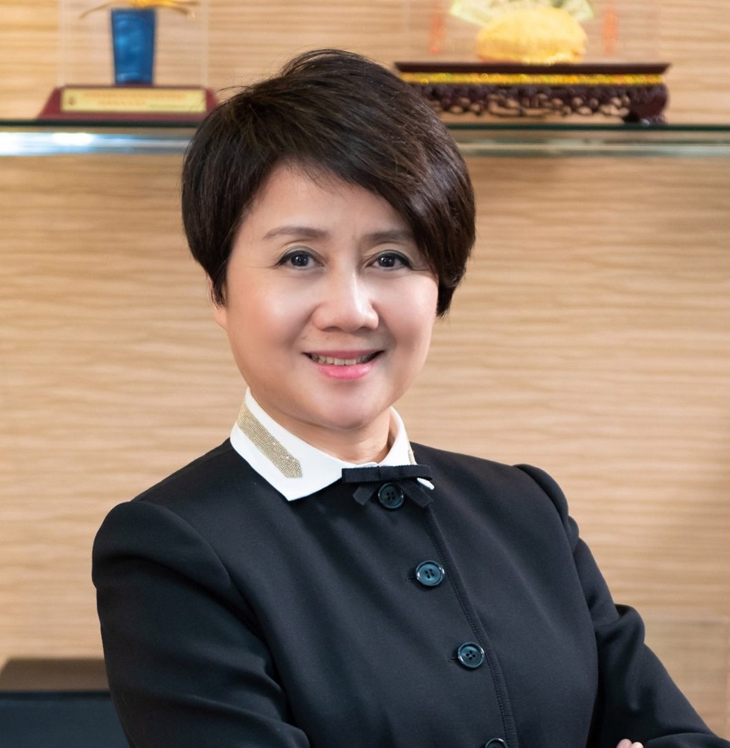 澳門葡京人所屬的澳門主題公園度假村主席梁安琪表示,葡京人在聖誕及農曆新年假期的酒店預訂率已爆滿(網上圖片)