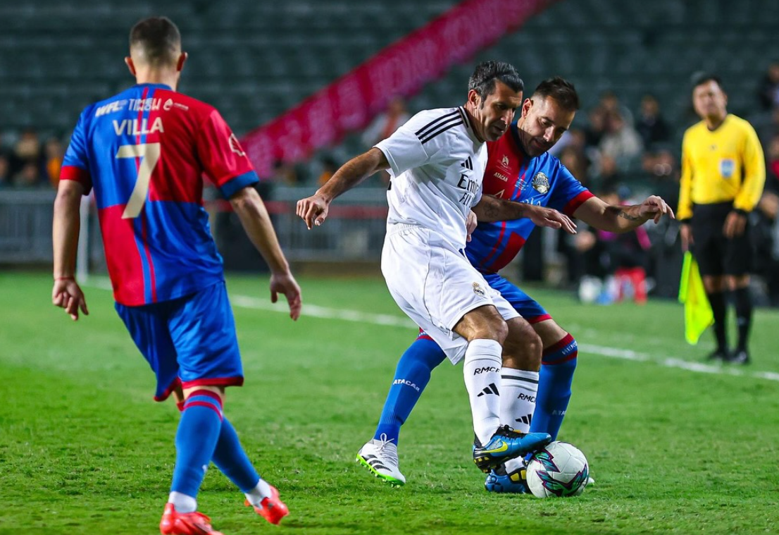 費高上載比賽、簽名會、與足總主席霍啟山聚餐、以及到高爾夫球場玩樂的相片。(費高IG)