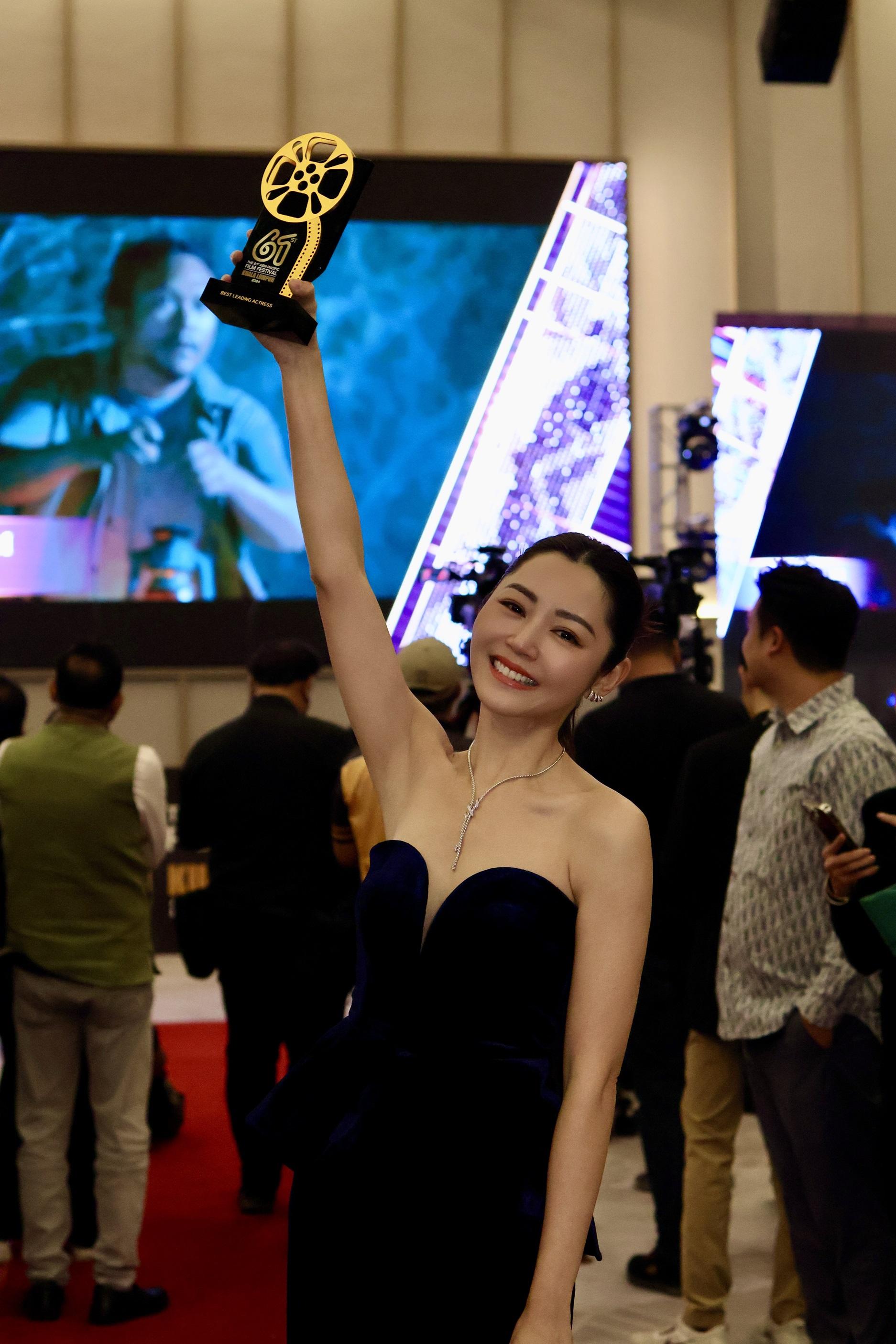 衛詩雅憑《破·地獄》奪亞太影展最佳女主角,多謝香港電影的栽培。