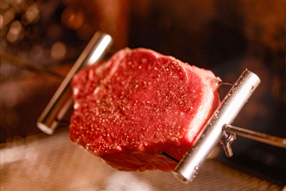 「遠紅外線特仕樣還元爐」價值一百萬港元