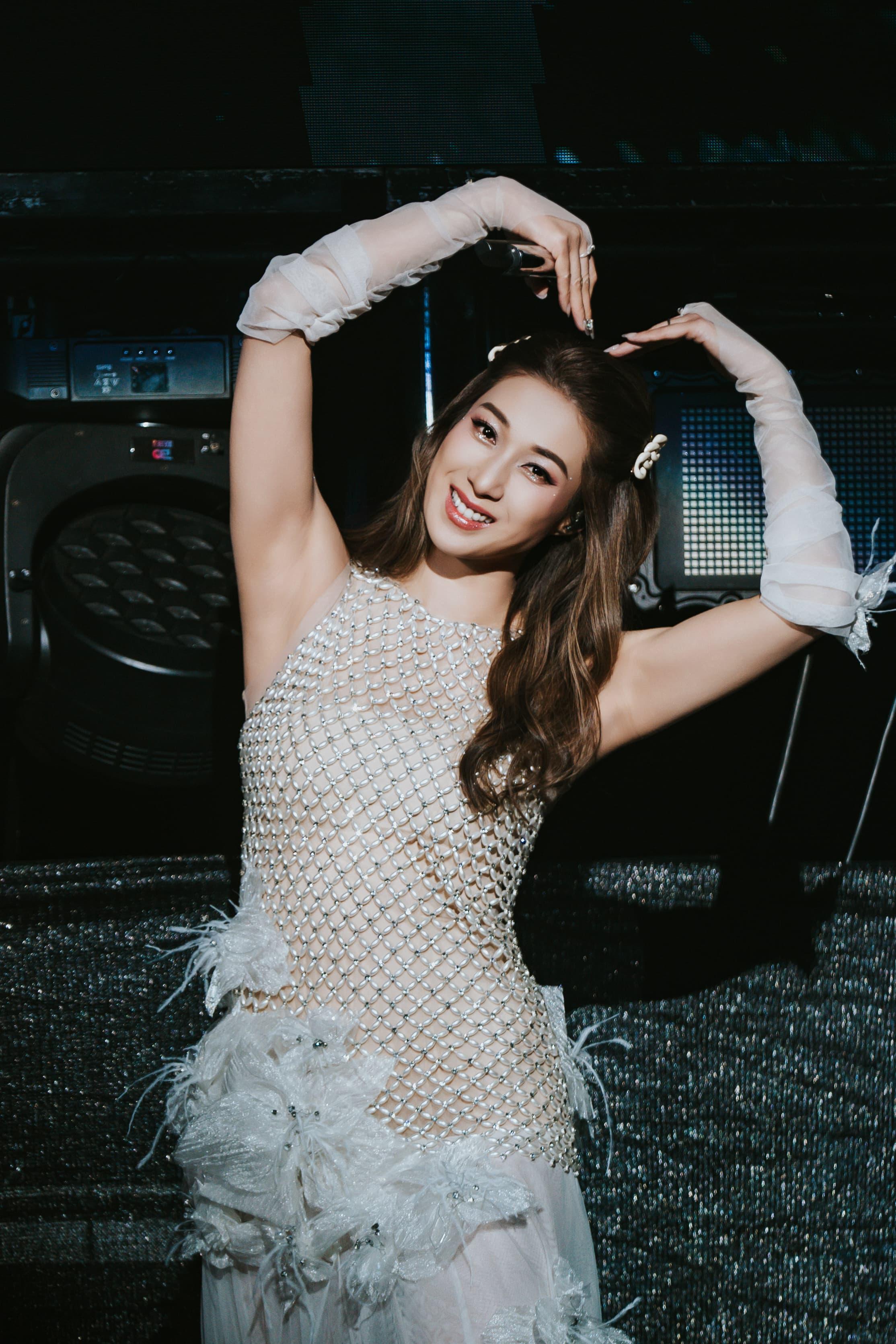 鍾嘉欣佛山站個唱圓滿落幕。