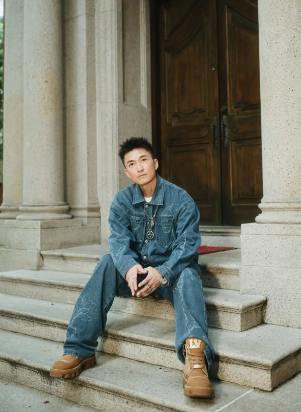 屬龍代表藝人:陳山聰 1976年