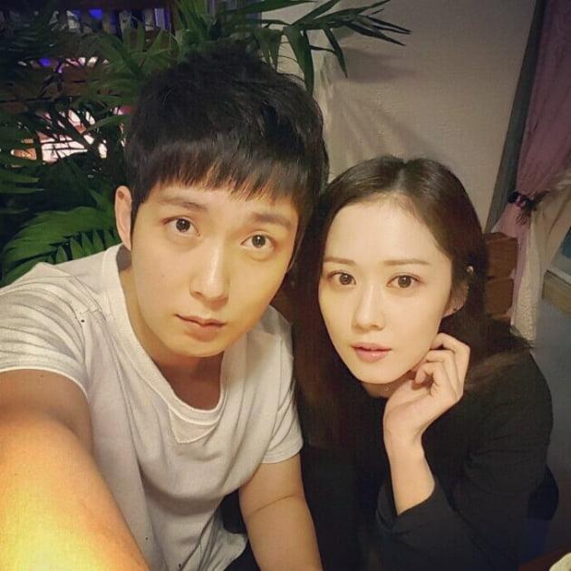 張成元、張娜拉兄妹同是藝人,而且感情要好。