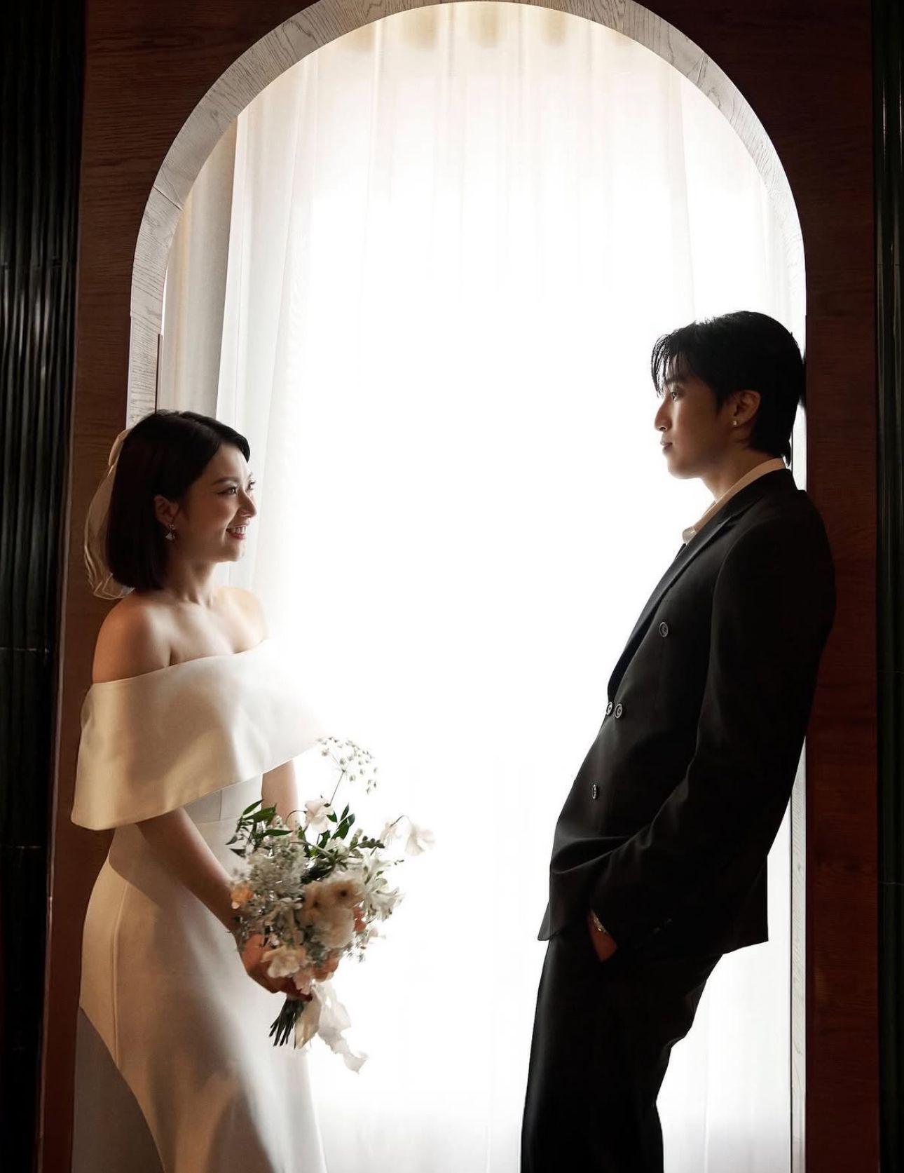 焦凡凡在社交網報喜,表示決定選簽一個終身契約,合作愉快。