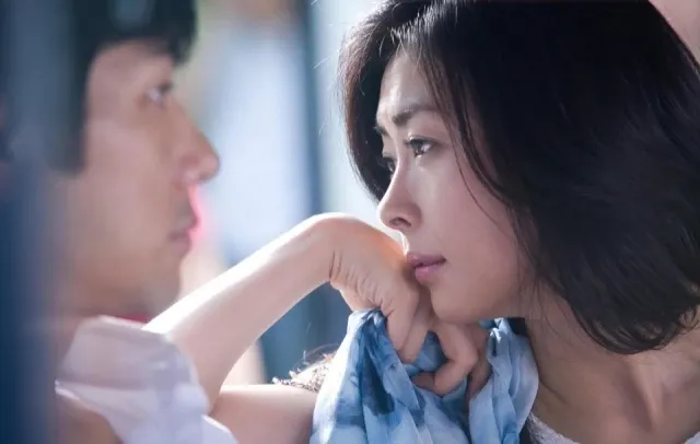 中山美穗主演2010年電影《再見,總有一天》,改編自前夫辻仁成作品。