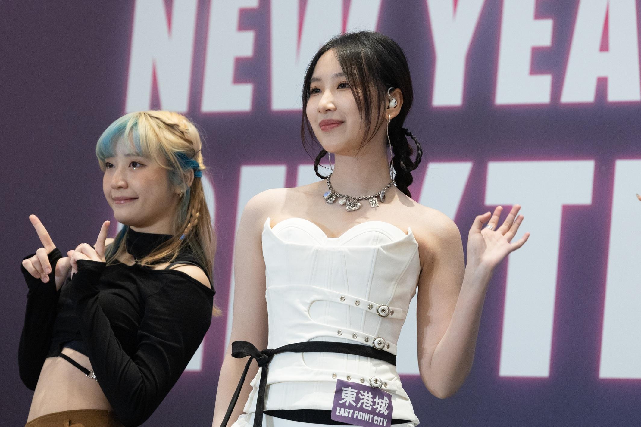 Windy邊唱邊跳,大展舞姿。(蘇文傑攝)