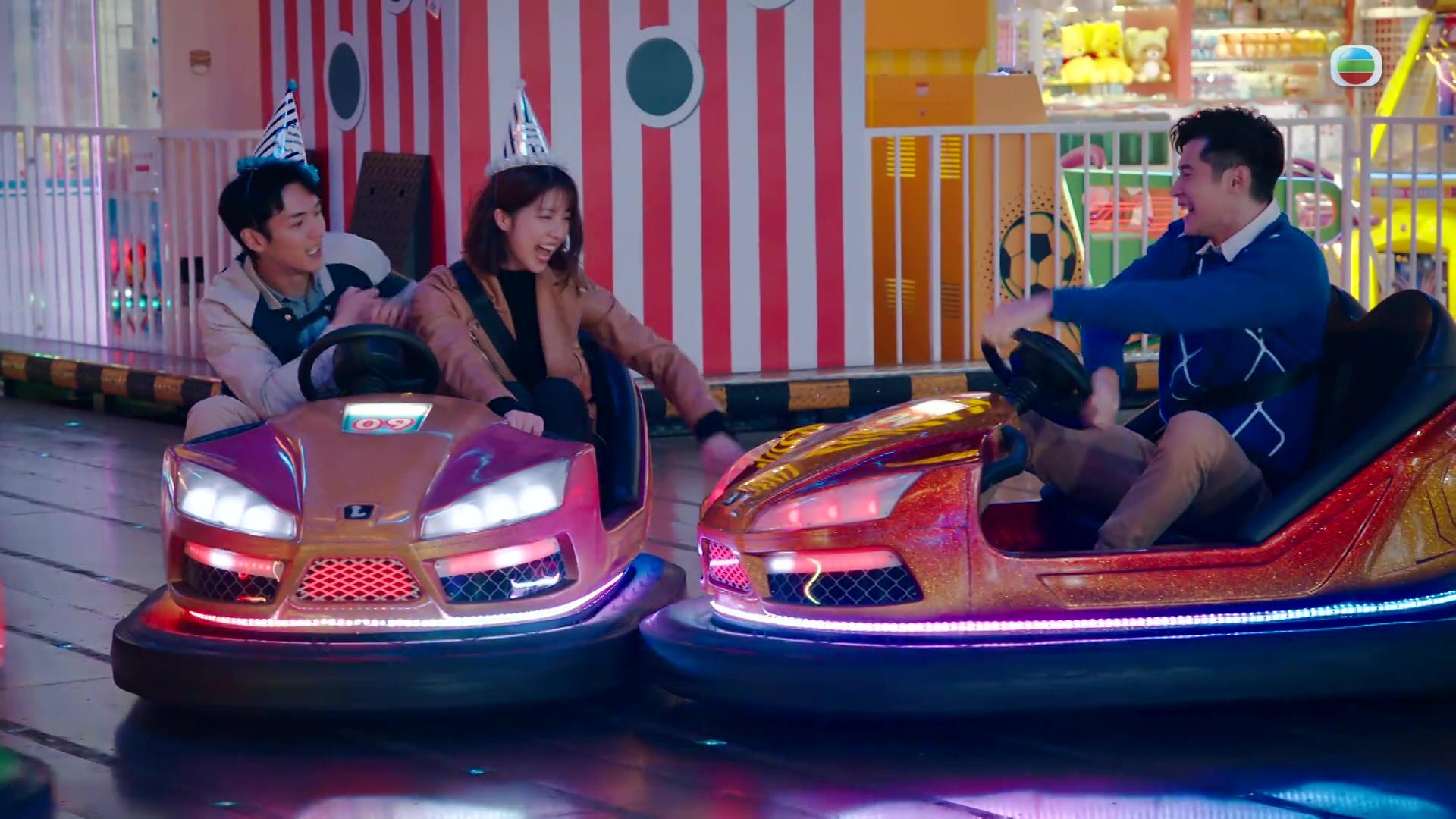 三位主角戲外同戲內都玩得好開心咁。