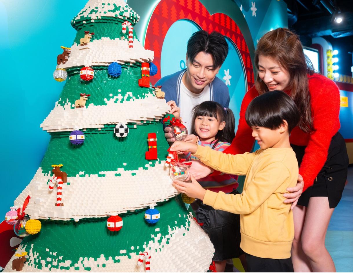 小朋友可在「聖誕的秘密」獲取靈感,拼砌自己風格的聖誕掛飾。