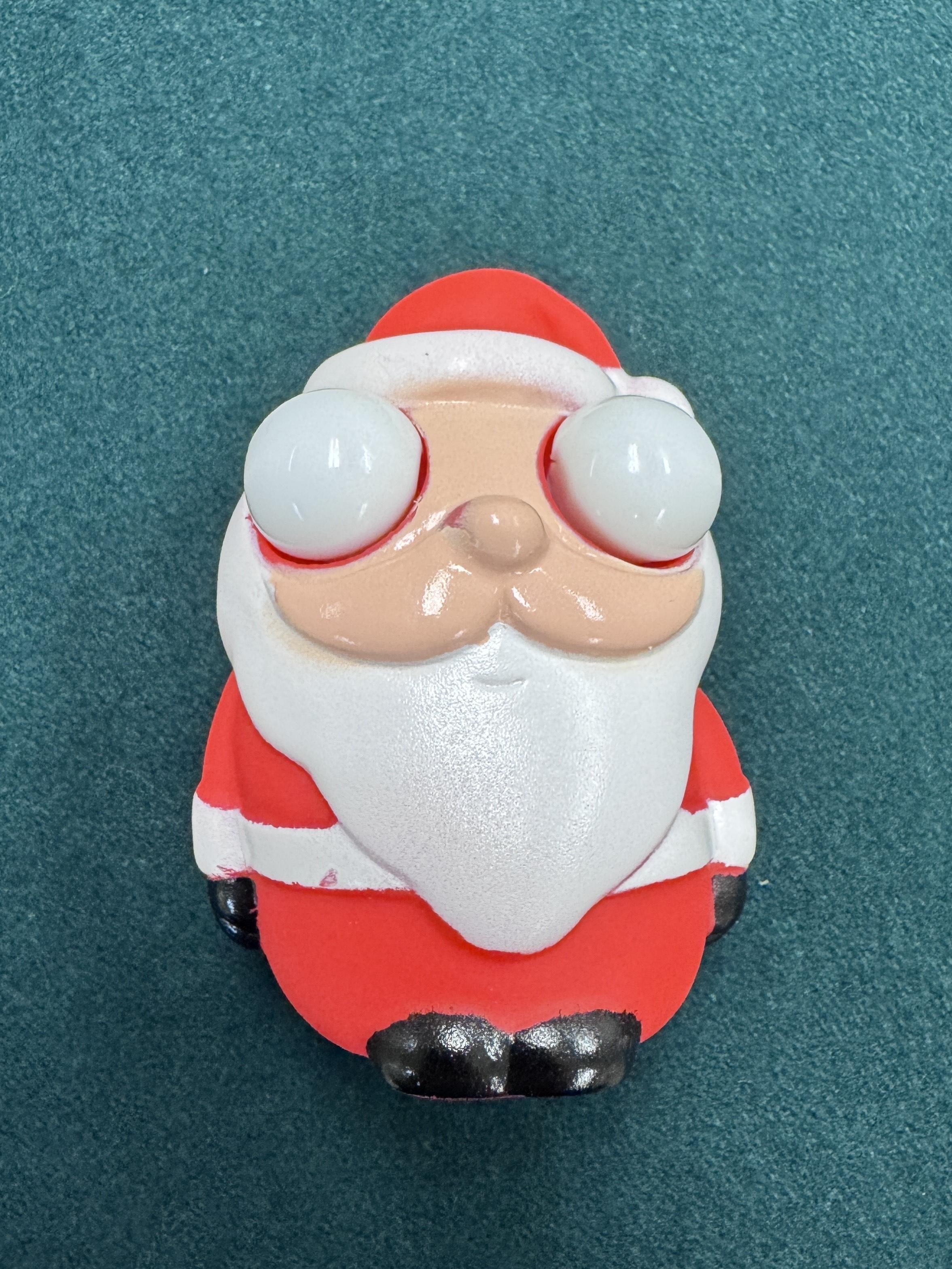 海關提醒市民留意一款聖誕擠壓玩具 眼睛部件或致窒息 (政府新聞處)