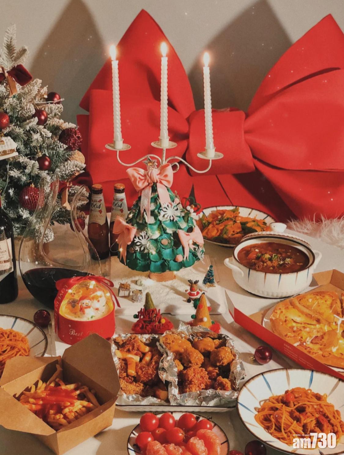 放上蠟燭或燭台簡直是神來之筆,增添聖誕節氣氛。