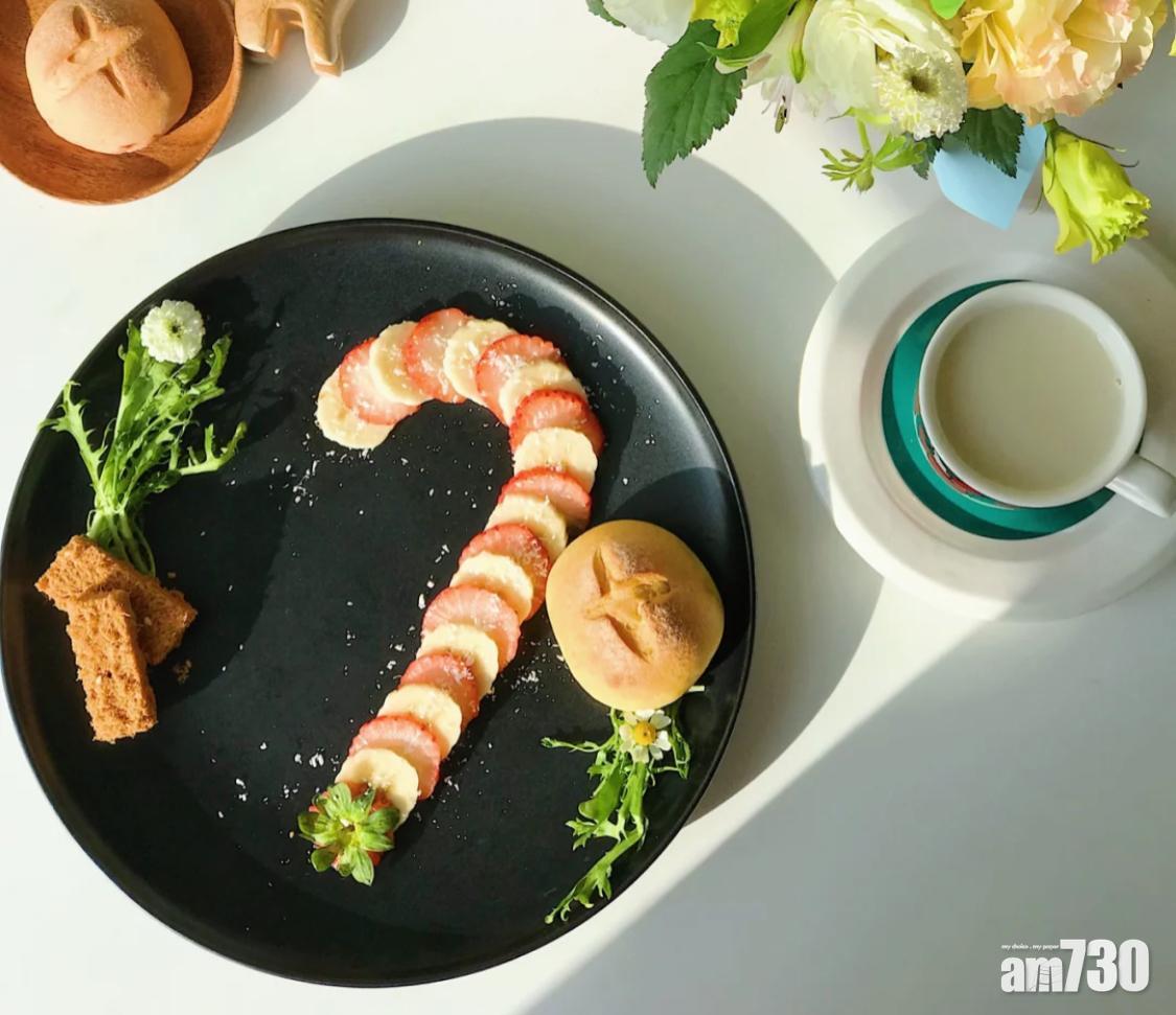 將番茄和芝士擺放成士的糖的形狀甚是可愛。