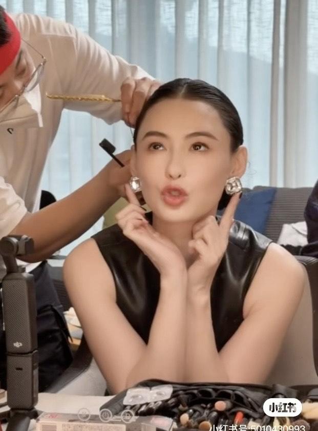 張栢芝近年主攻內地市場 。