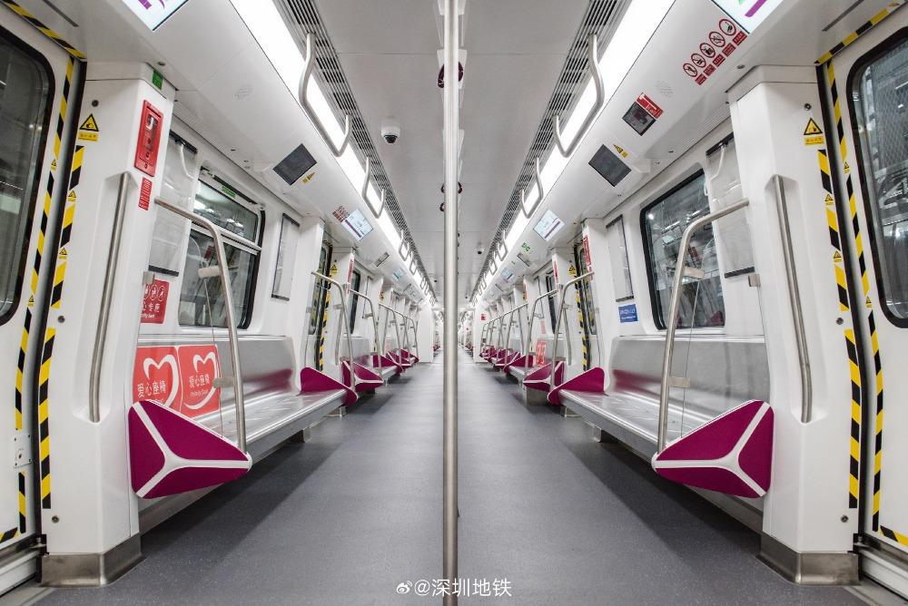 深圳地鐵11號線車廂充滿時尚感。(圖片來源:深圳地鐵)