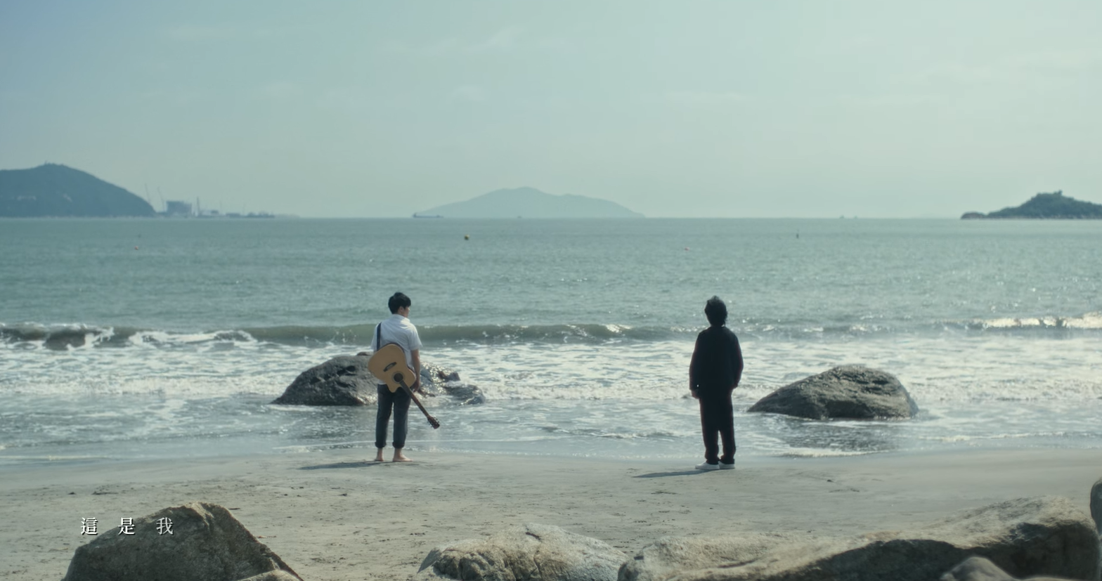 鄭伊健與陳卓賢唱出的電影同名主題曲《久別重逢》已在YouTube上架。