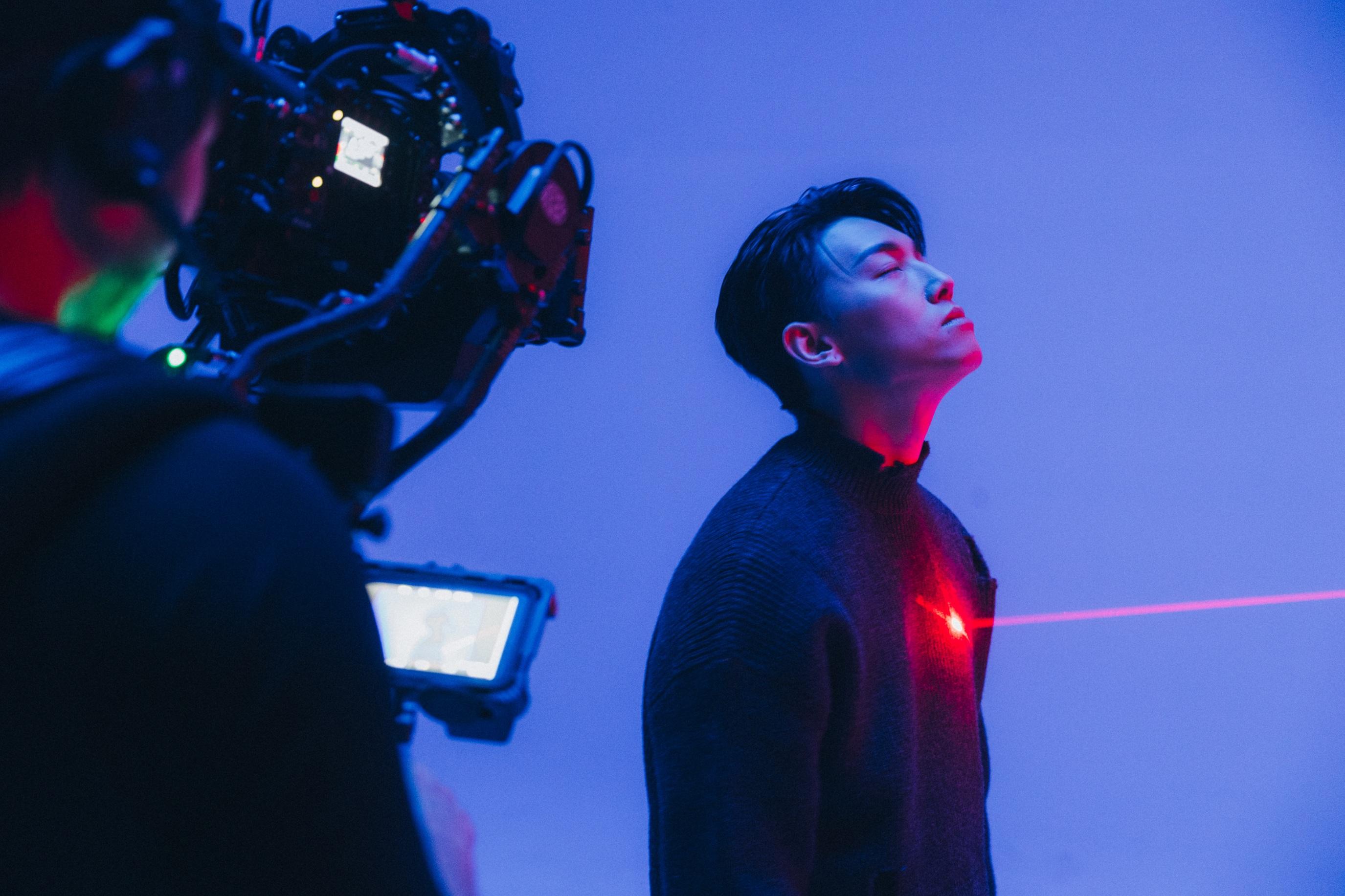 MC張天賦於2025年元旦推出新歌《說謊者》。