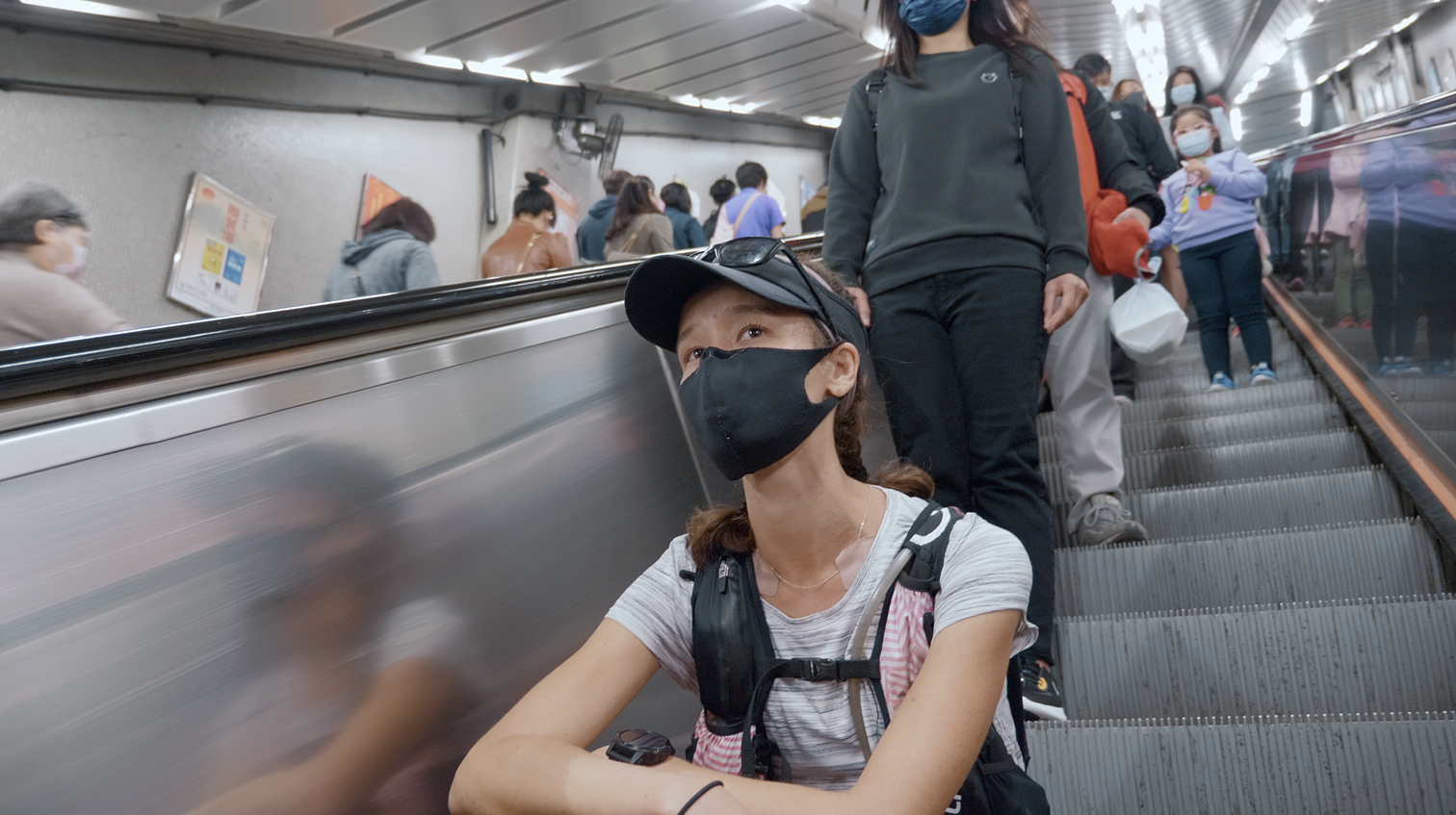 要在3日內完成298公里,不少跑手跑到懷疑人生。(《香港四徑大步走》劇照)