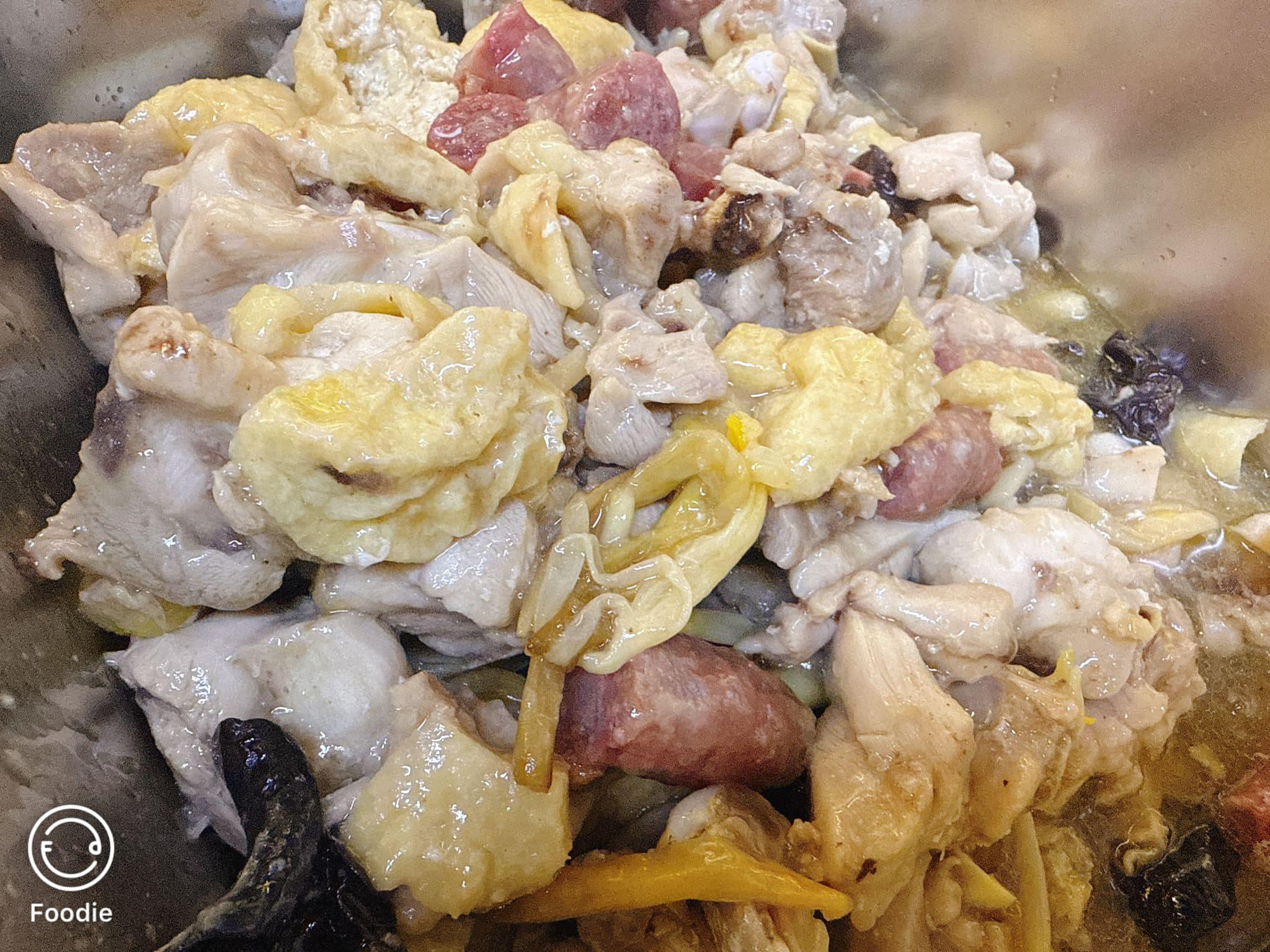 位於上水以良心平價兩餸飯出名的「膳廚」宣布因經營困難結業。店舖以「良心菜式」作招徠,每日提供十多種菜式。(膳廚fb)