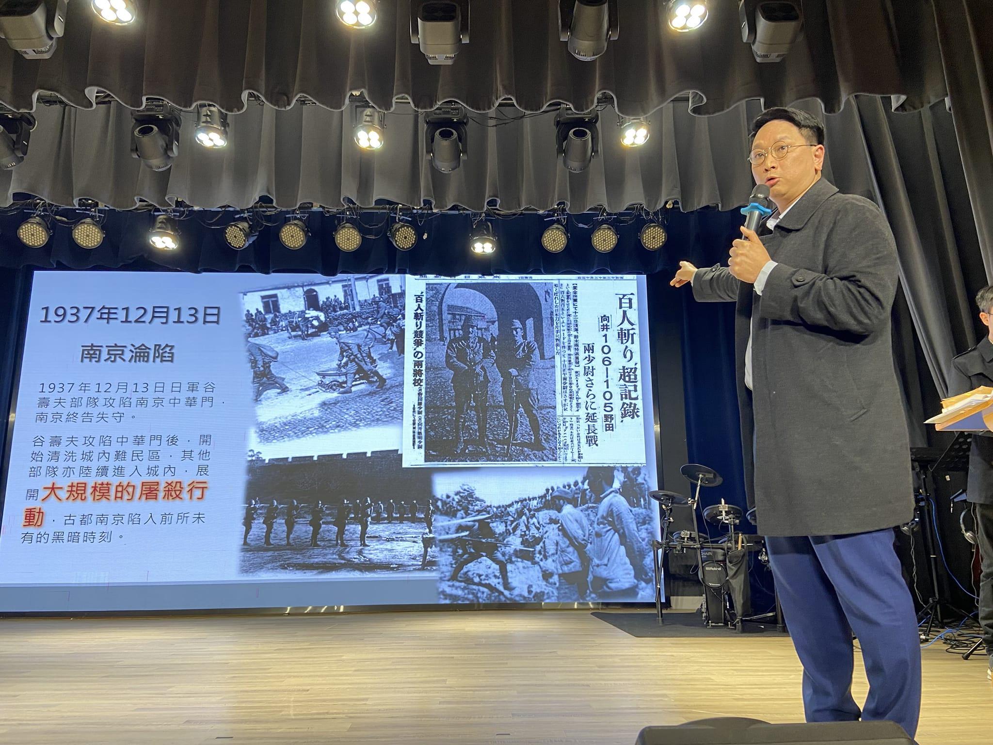 鄧家彪希望學生能從南京大屠殺中認識要珍惜和平。(鄧家彪FB)