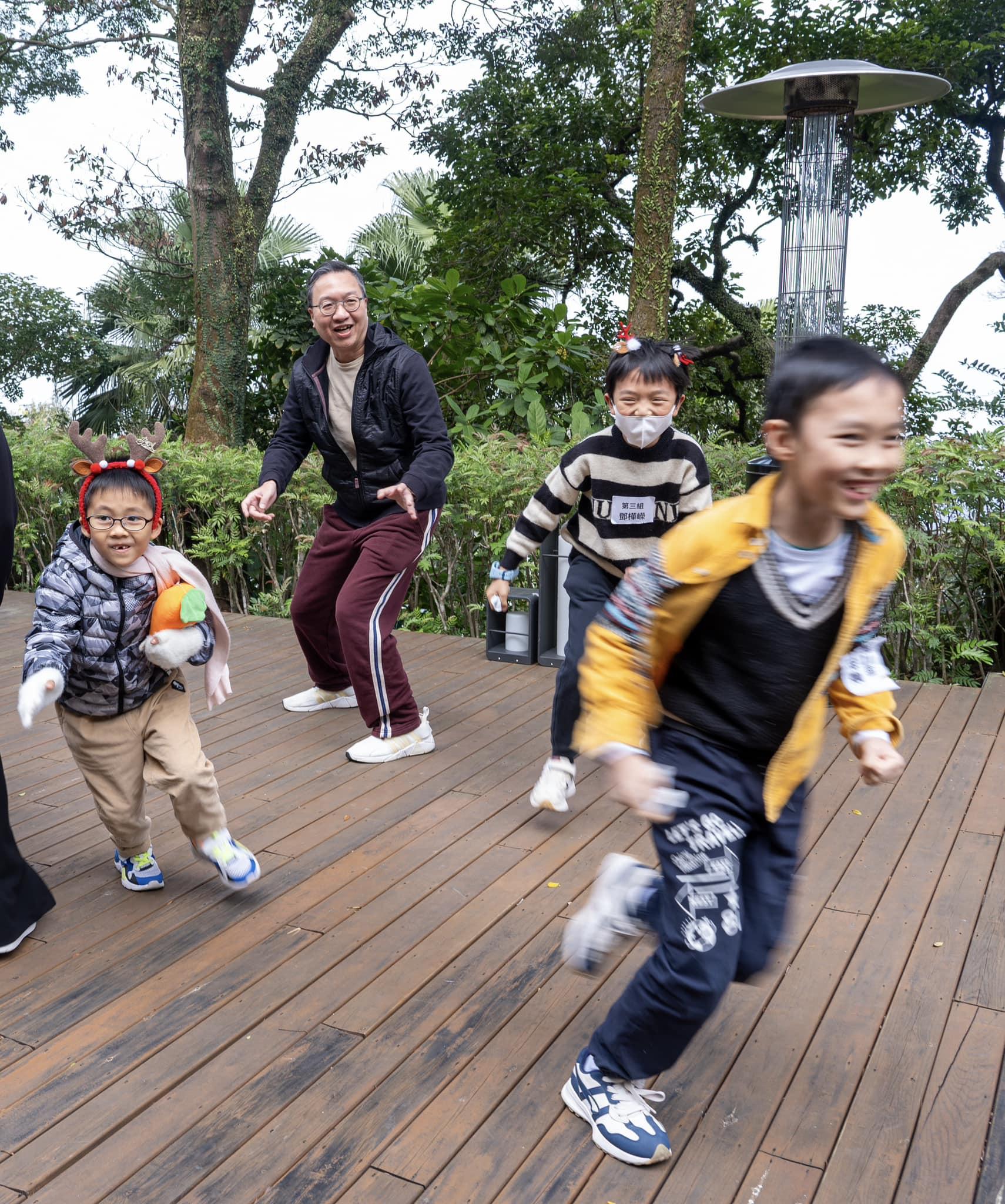 林定國邀社區客廳兒童參官邸聖誕派對 分享大律師點滴 鼓勵追夢 (@fb 林定國 Paul Lam圖片