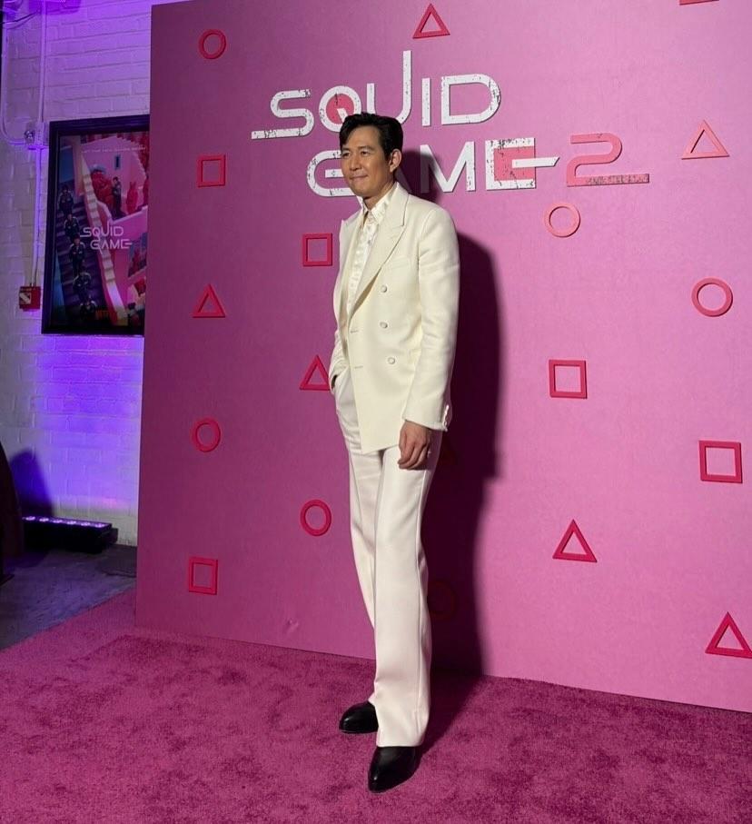 李政宰在開拍第二季前,特別翻看了第一季的《魷魚遊戲》。