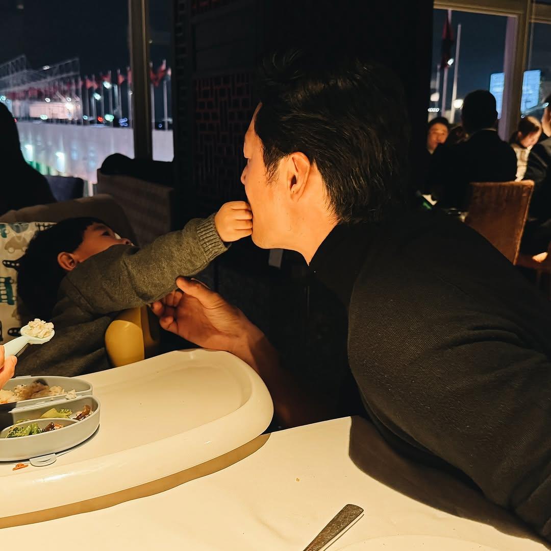 江若琳大讚Oscar是最好的老公及最好的爸爸。