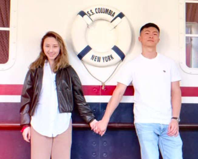 何超雲同消防猛男未婚夫Douglas不時外遊拍拖