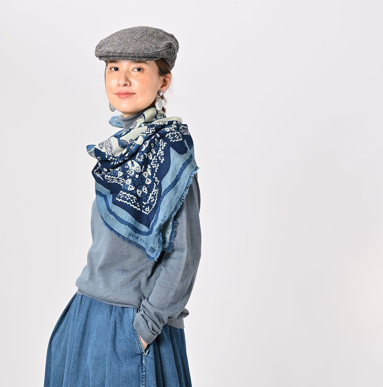 「風呂敷」可當作點綴日常穿搭的圍巾。