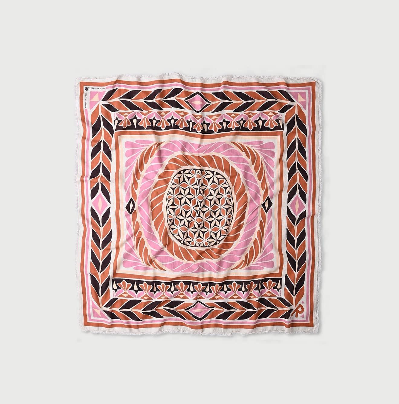 AYA RUG FUROSHIKii $2,195(復古中東地毯款式)