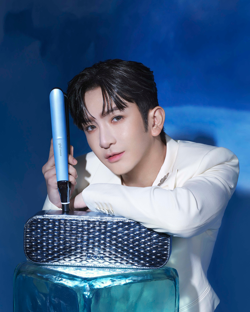 女朋友聖誕禮物|ghd ICED LUXE奢華冰藍限量版Chronos高清亮澤造型夾 $2,995(總值$3,595)