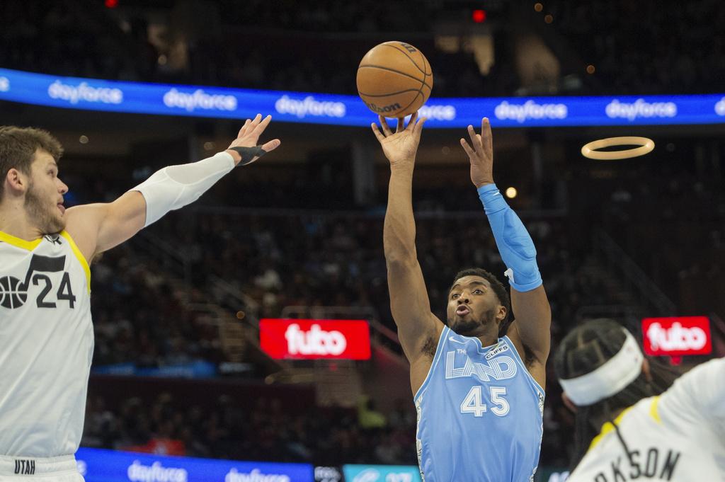 騎士以124:113擊敗爵士。(美聯社)