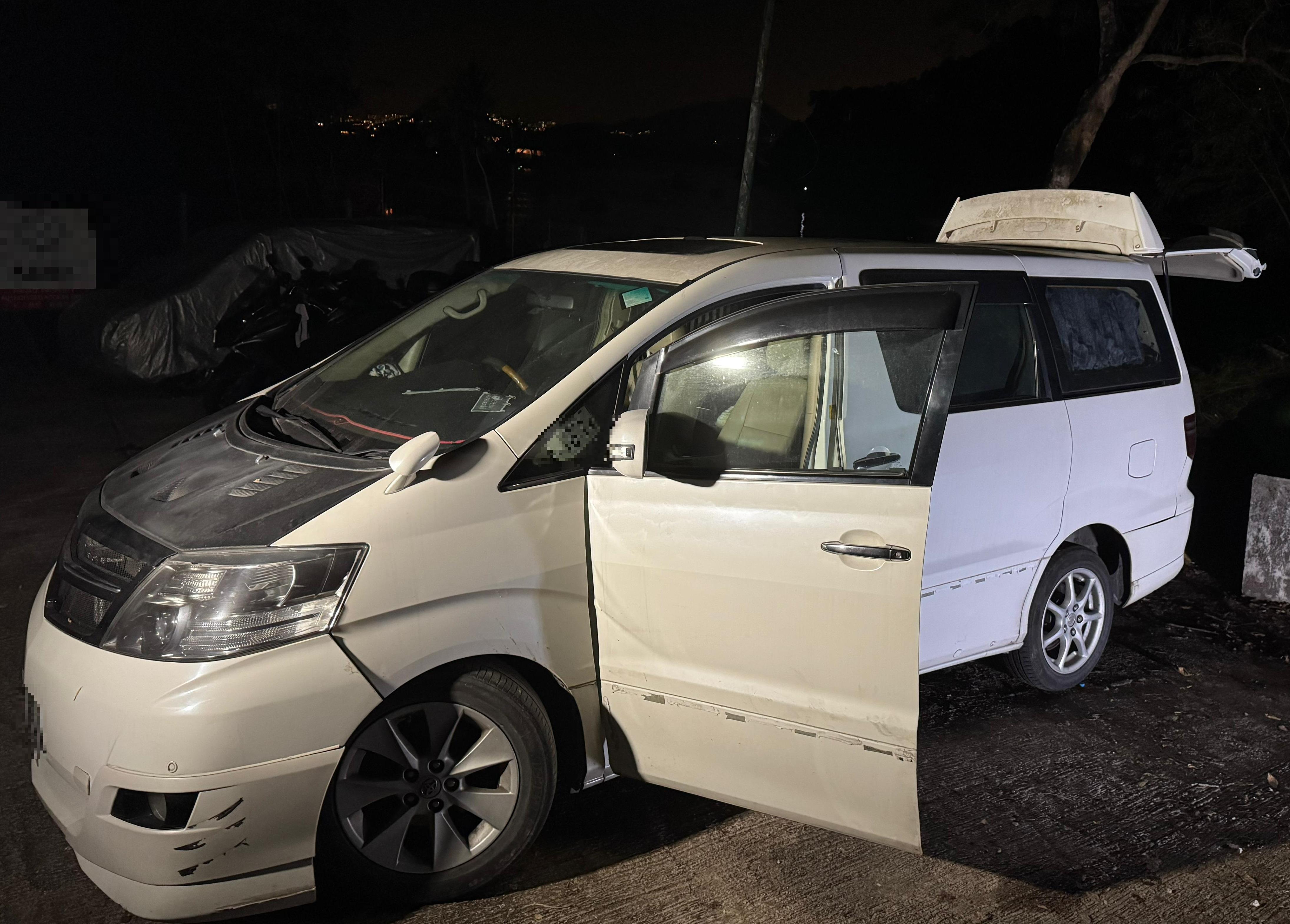 水警西貢反走私檢私家車及乾魚翅 總市值約102萬元(警方圖片)