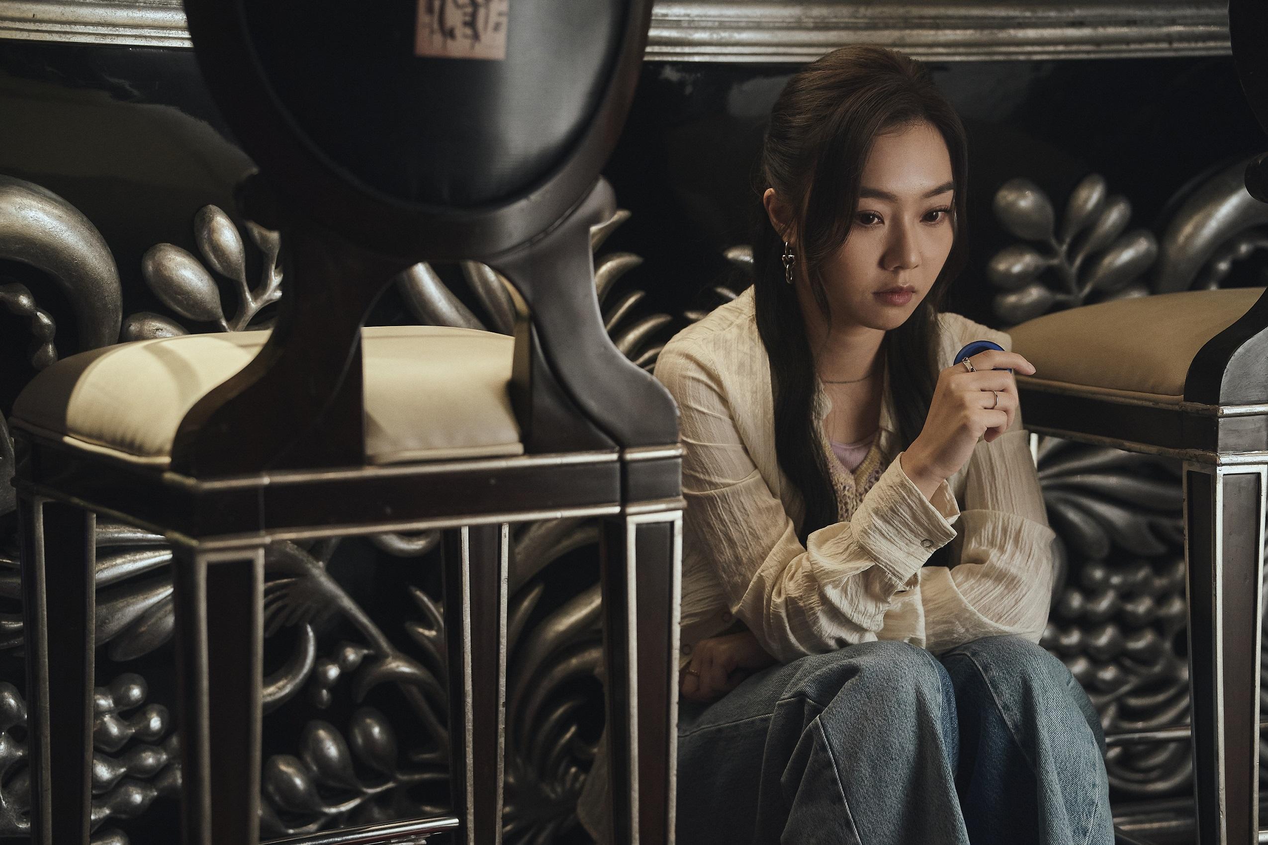 Yoyo演能辨識謊話的女生。(港版《無用的謊言》劇照)