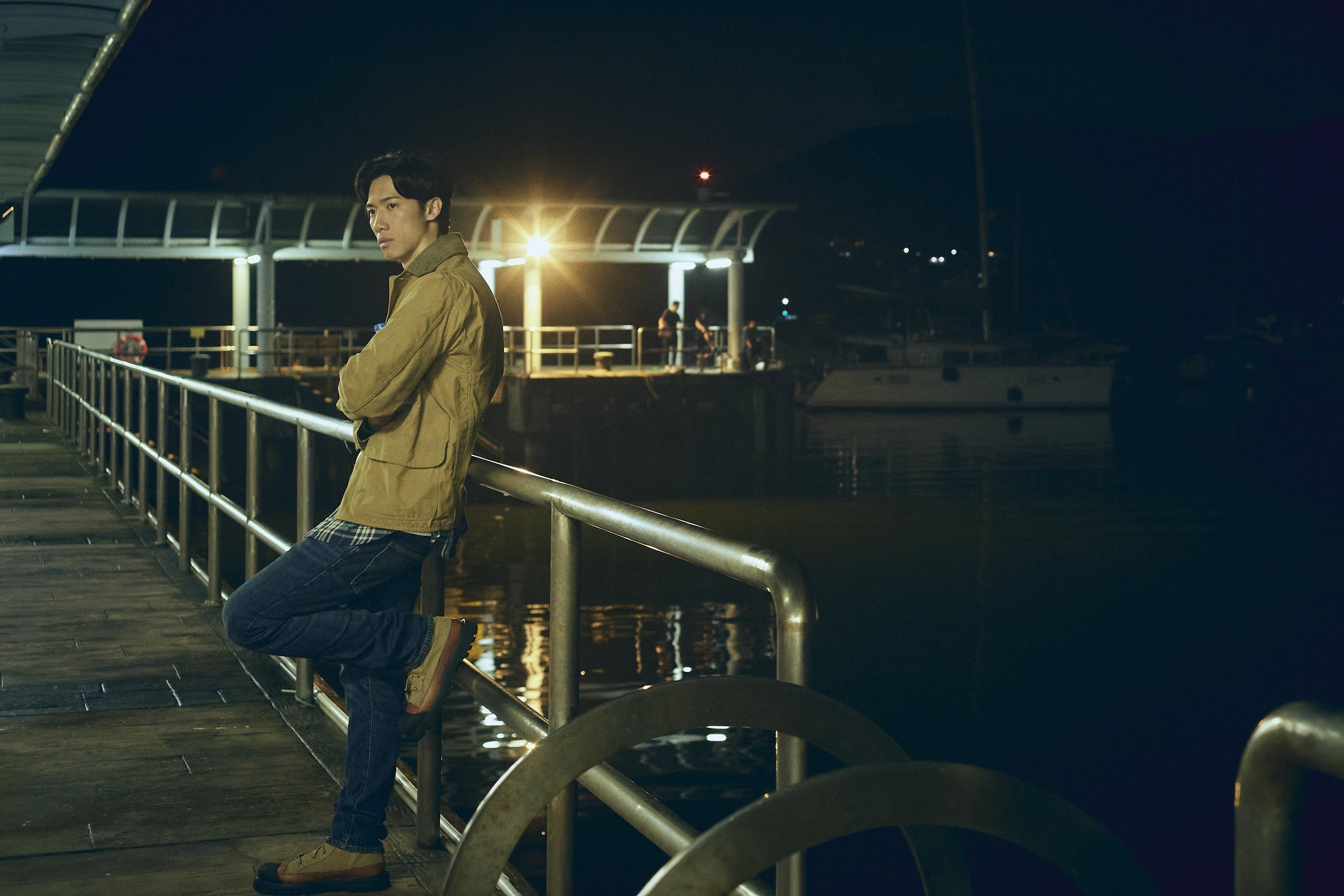 Stanley演刑警李文康。(港版《無用的謊言》劇照)