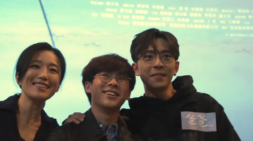 谷祖琳與「成年版厚明」呂爵安和「少年版厚明」蘇文濤。