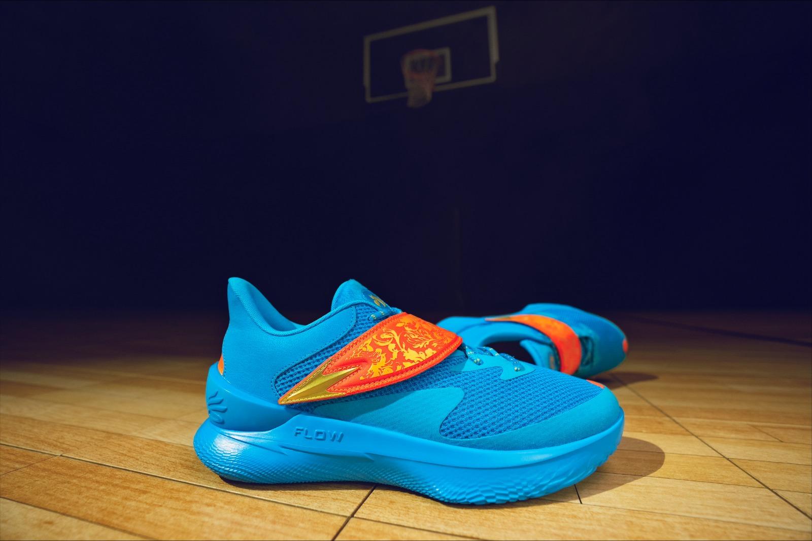 Fox 1中底和外底採用以卓越抓地力和穩定性著稱的UA FLOW技術。