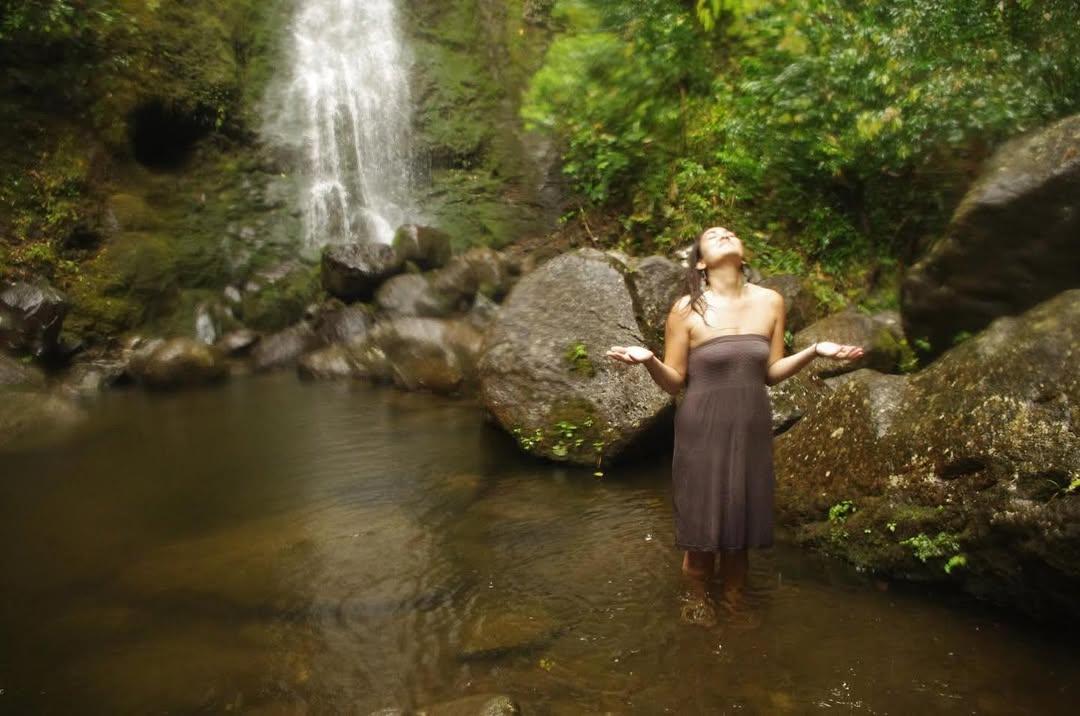 漢娜小林 (Hannah Kobayashi) 失蹤1個月,其父因太傷心而輕生。(IG圖片)