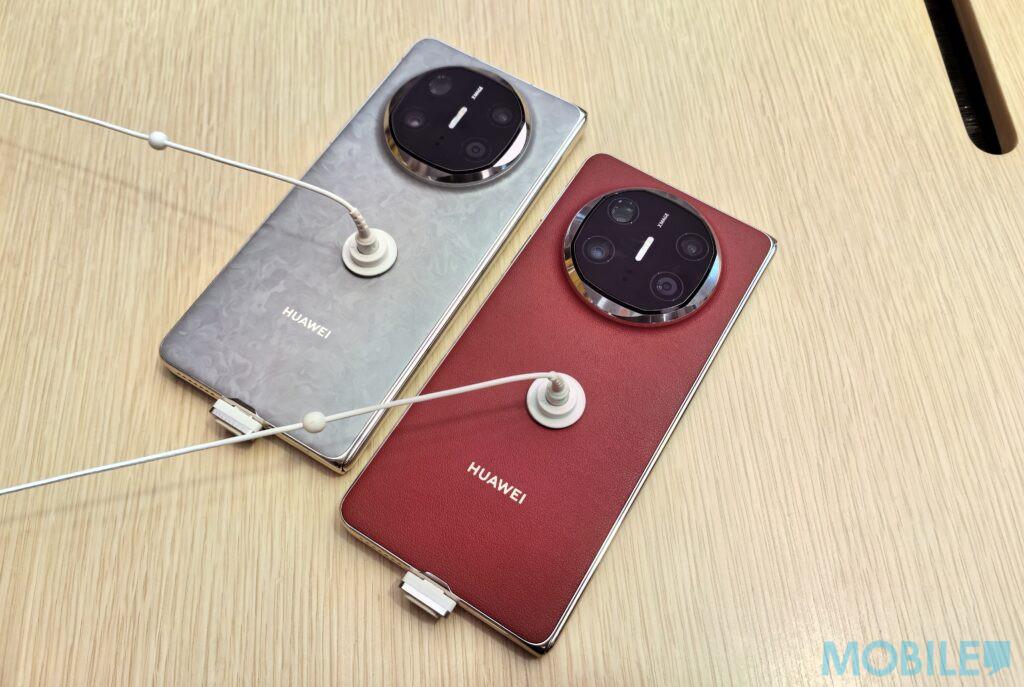 華為Mate X6星雲灰色款機是全系列中最靚的色系。(MobileMagazine圖片)